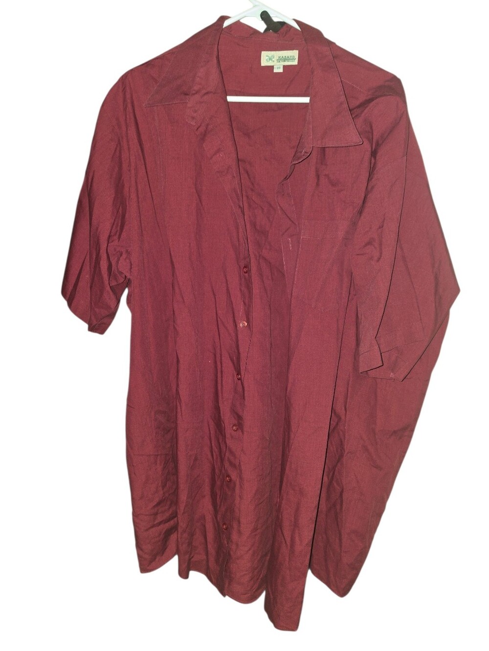 6/11/35. Haband Men's Casual Button-Down Shirt in Burgundy